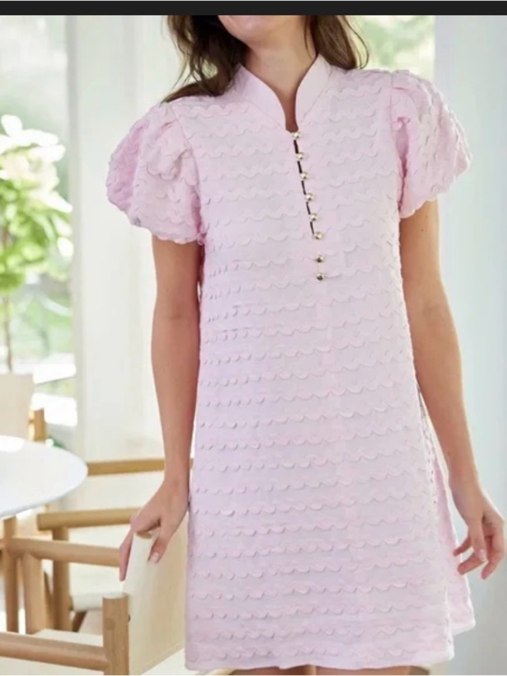 Women’s Pink Scallop Mini Dress with Puff Sleeves